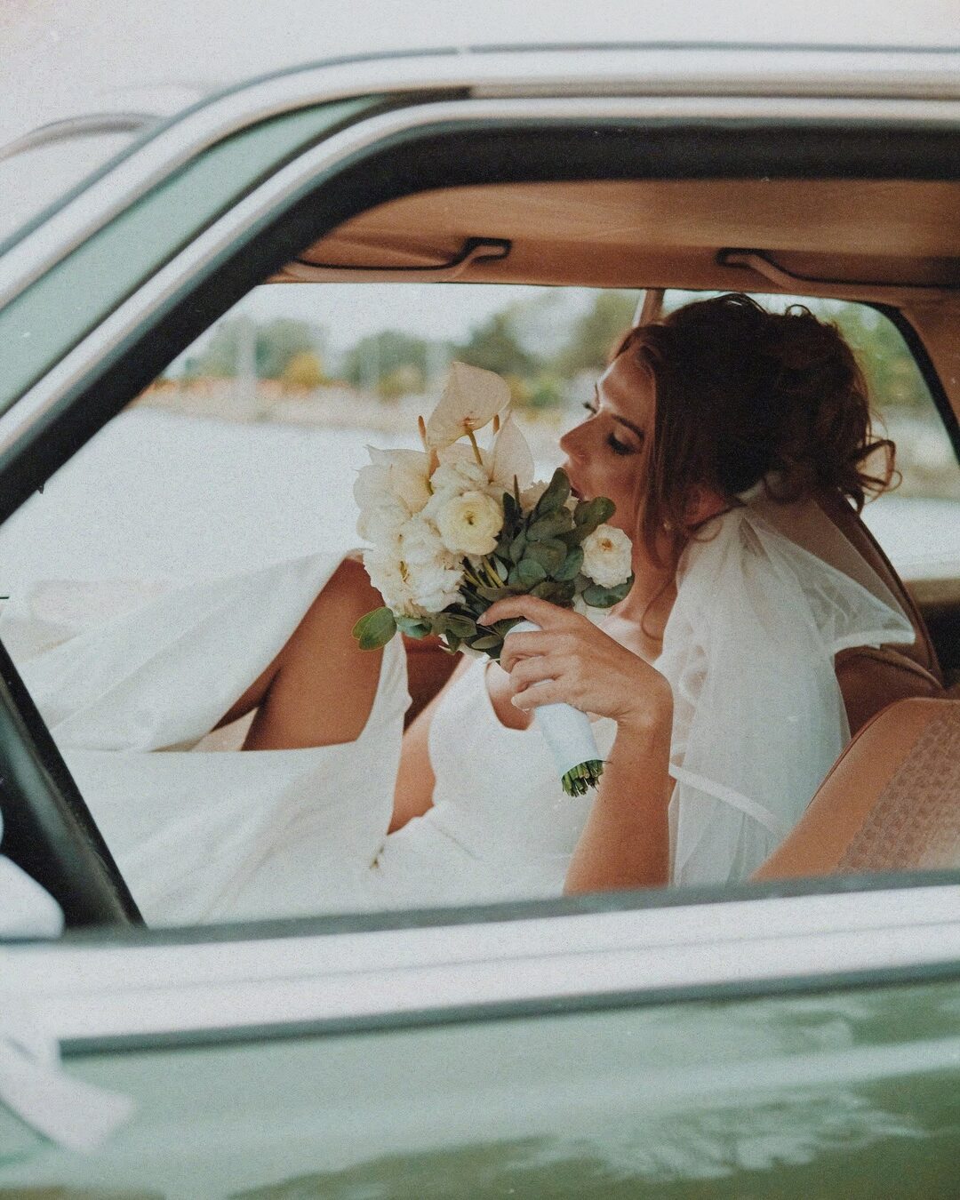 Hochzeitsfoto von Giannis Kokkas — Vintage Mercedes Detail